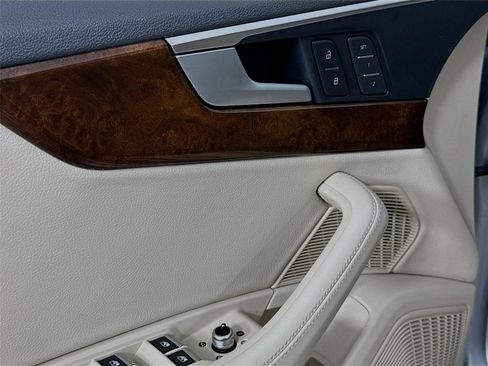 Used 2019 Audi A5 2.0T Premium Plus w/ Premium Plus image 17