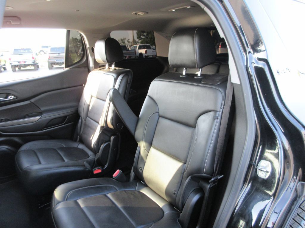 Certified 2023 GMC Acadia SLT FWD image 20
