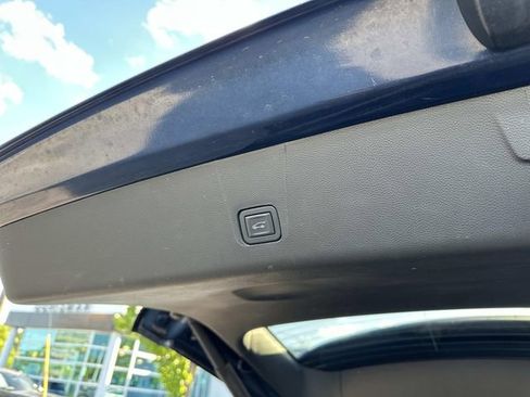 Used 2023 Chevrolet Traverse LT w/ LPO, Floor Liner Package image 15