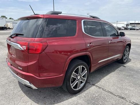 Used 2019 GMC Acadia Denali w/ Technology Package AWD/4WD image 4