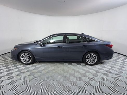 Used 2020 Toyota Avalon Limited w/ All Weather Liner Package FWD image 8