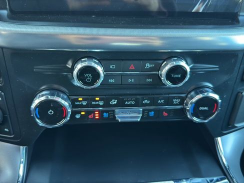 New 2025 Ford F150 Lariat w/ Equipment Group 501A Mid image 24