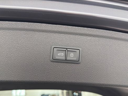 Used 2023 Audi Q5 2.0T Premium Plus w/ Premium Plus Package image 33