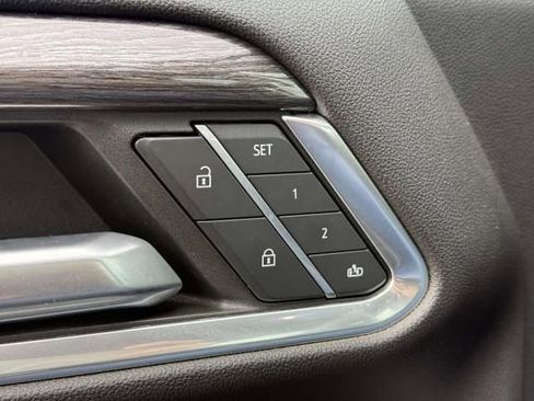 Used 2022 Chevrolet Silverado 1500 LTZ image 18