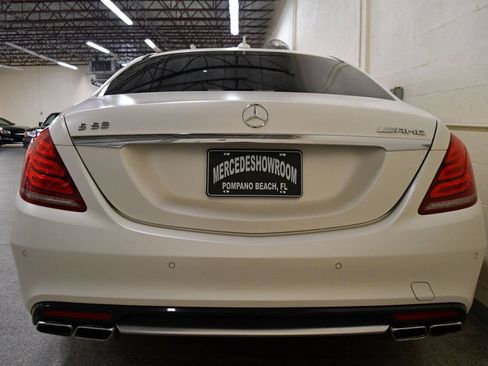 Used 2015 Mercedes-Benz S 63 AMG 4MATIC Sedan image 6