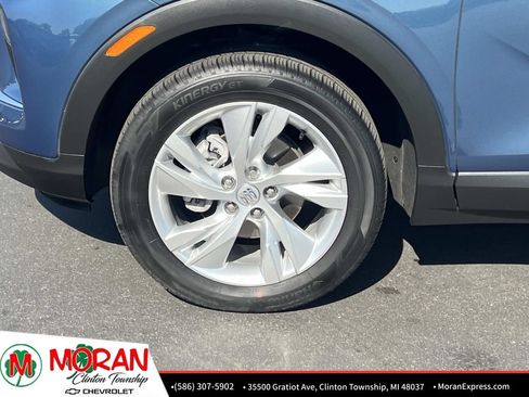 Certified 2024 Buick Encore GX Preferred AWD/4WD image 10