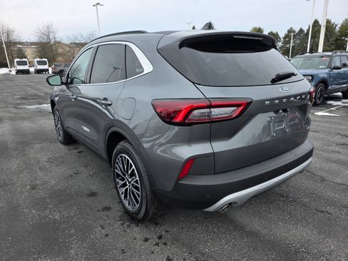 New 2026 Ford Escape SE FWD image 10