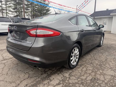 Used 2015 Ford Fusion S image 5