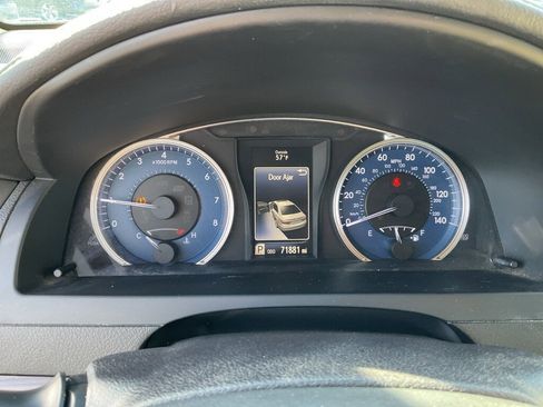 Used 2016 Toyota Camry LE image 10