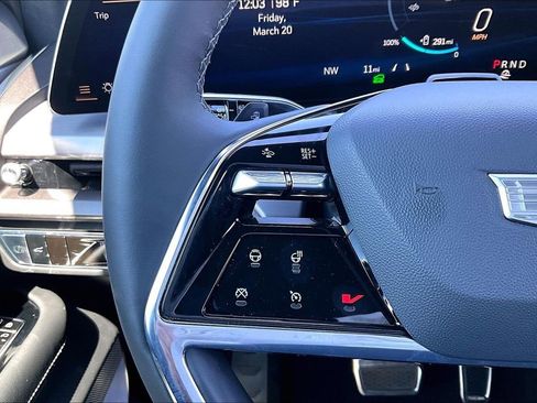 New 2026 Cadillac Vistiq Sport image 24