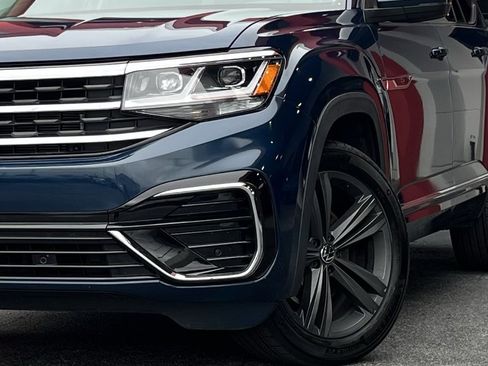 Used 2021 Volkswagen Atlas SE w/ Panoramic Sunroof Package image 3