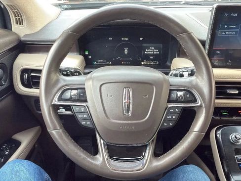 Used 2021 Lincoln Nautilus Reserve FWD image 15