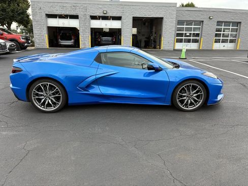 Used 2024 Chevrolet Corvette Stingray Premium Conv w/ Stealth Interior Trim Package RWD image 4