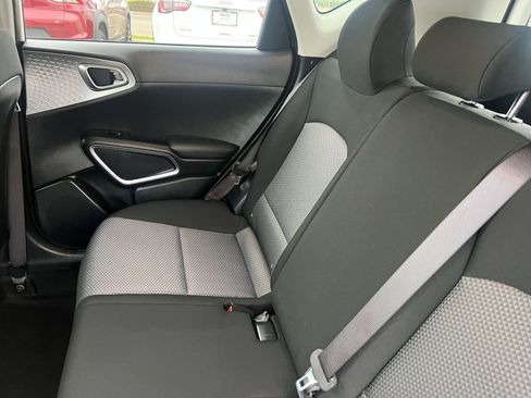 Used 2025 Kia Soul LX w/ LX Technology Package image 37