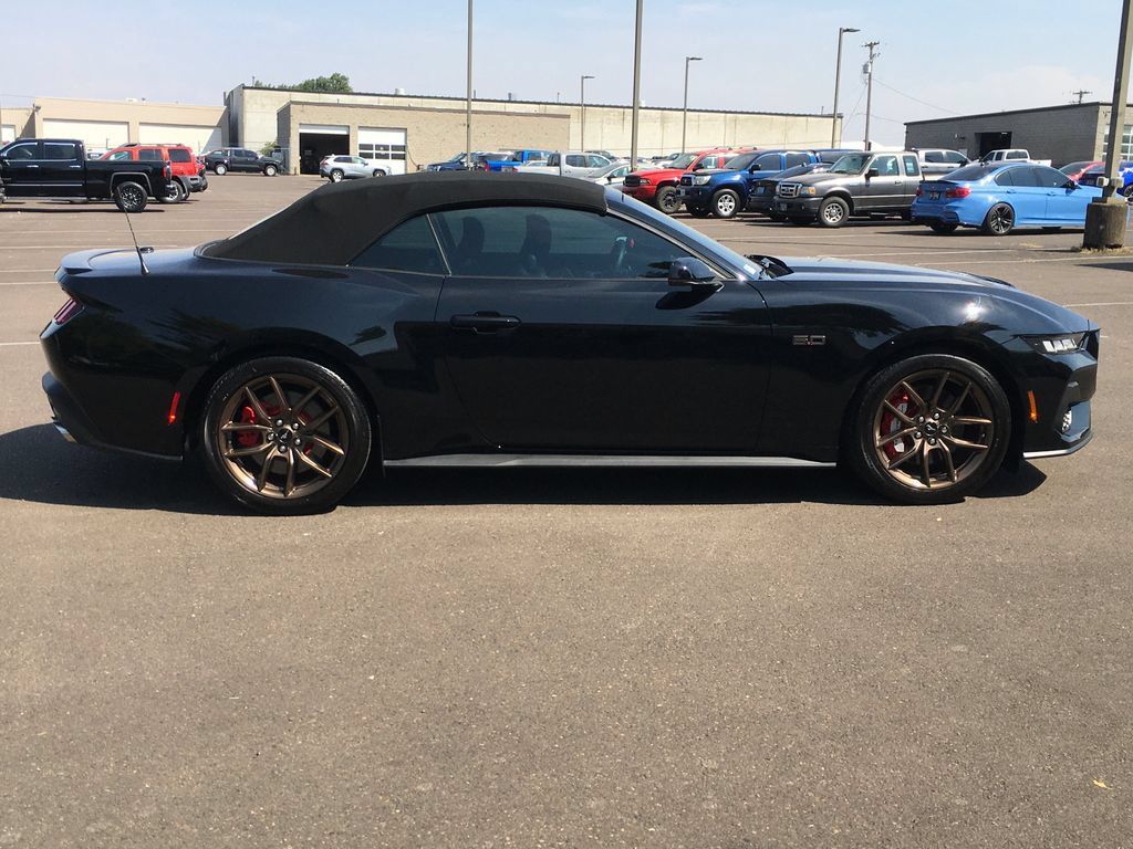 Used 2024 Ford Mustang GT Premium RWD image 7