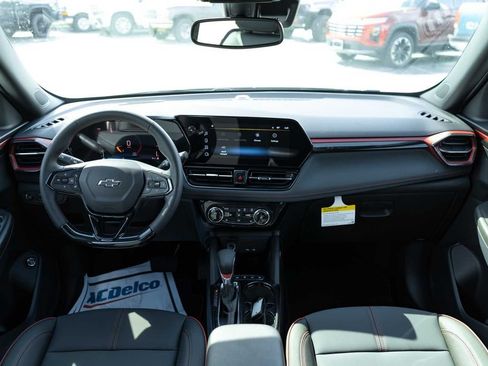 New 2026 Chevrolet TrailBlazer RS w/ Convenience Package FWD image 15