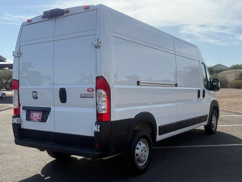 Used 2023 RAM ProMaster 2500 FWD image 5