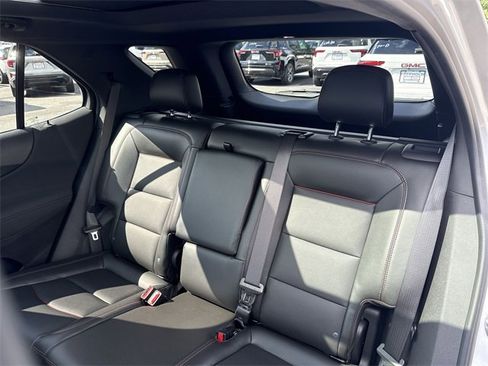 Used 2022 Chevrolet Equinox RS w/ RS Leather Package image 25