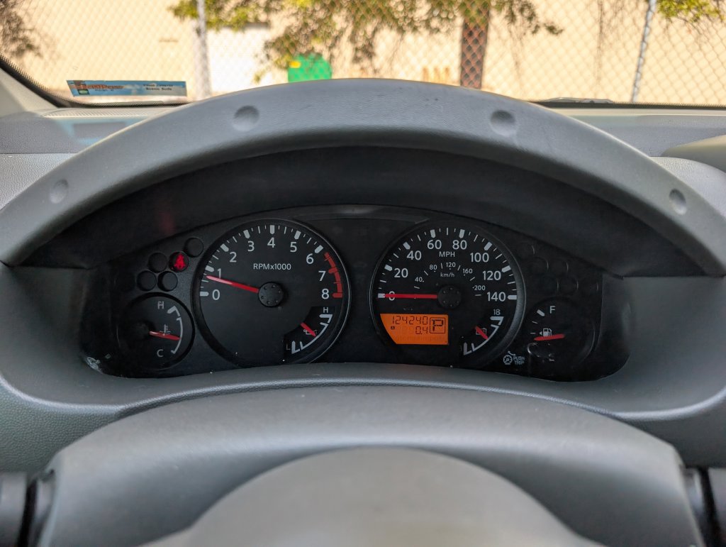 Used 2015 Nissan Frontier SV RWD image 16