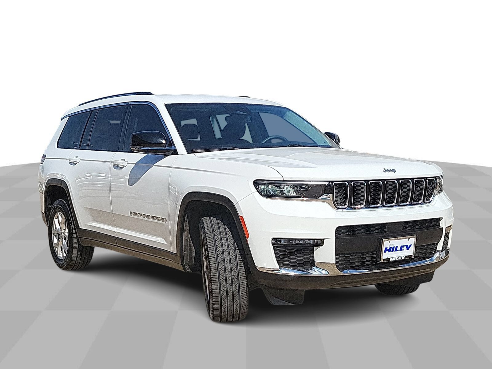 Used 2023 Jeep Grand Cherokee L Limited RWD image 2