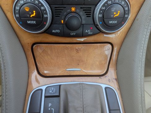 Used 2009 Mercedes-Benz SL 550 2dr Roadster 5.5L V8 image 23