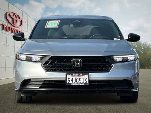 Used 2024 Honda Accord Sport image 8