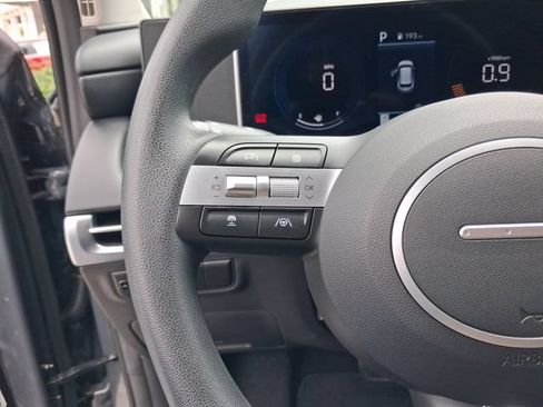 Used 2025 Hyundai Tucson SEL FWD image 17