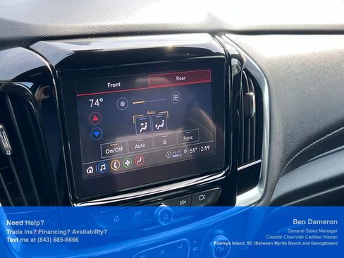 Used 2023 Chevrolet Traverse LT FWD image 40