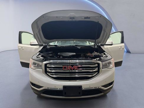 Used 2019 GMC Acadia SLT w/ LPO, Floor Liner Package AWD/4WD image 10