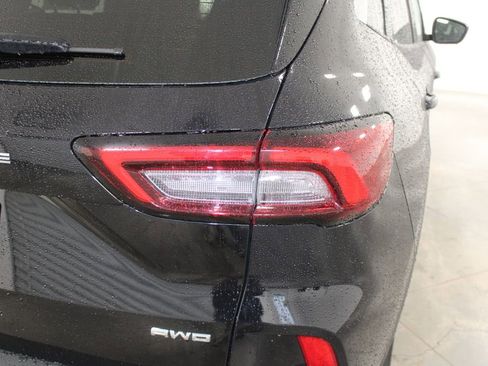 Used 2023 Ford Escape Active w/ Tech Pack #2 image 12