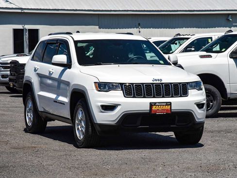 Certified 2017 Jeep Grand Cherokee Laredo w/ Quick Order Package 23E AWD/4WD image 1