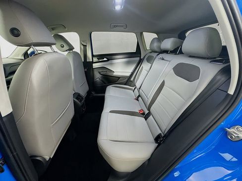 Used 2022 Volkswagen Taos SE image 23