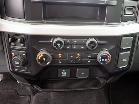 Used 2024 Ford F350 XLT image 20