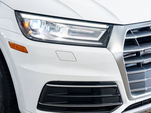 Used 2019 Audi Q5 2.0T Premium image 18