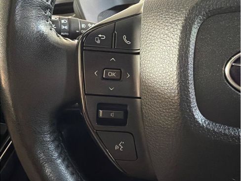Used 2023 Subaru Solterra AWD image 17