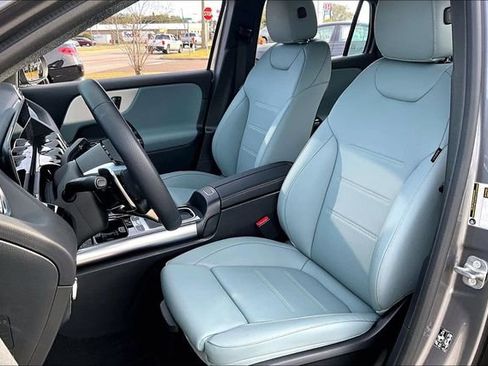 Used 2024 Mercedes-Benz GLA 35 AMG 4MATIC image 18