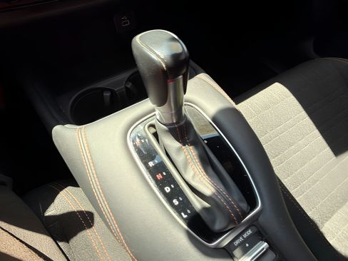 Used 2023 Honda HR-V Sport image 31