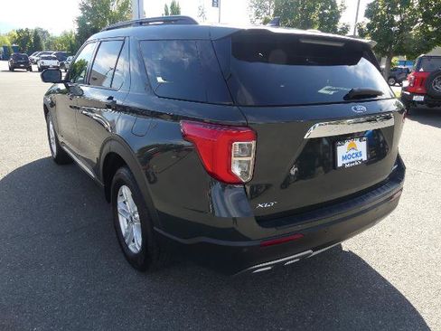 Certified 2023 Ford Explorer XLT w/ Equipment Group 202A image 3