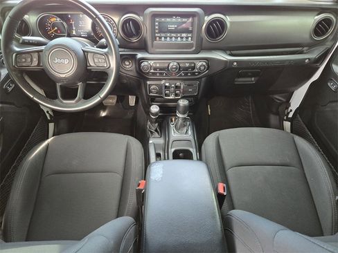 Used 2021 Jeep Wrangler Sport S image 5