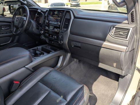 Used 2021 Nissan Titan PRO-4X w/ Pro-4x Convenience Package AWD/4WD image 28