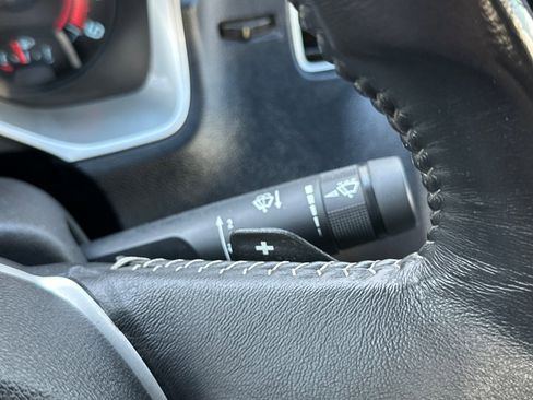 Used 2011 Chevrolet Camaro SS image 35