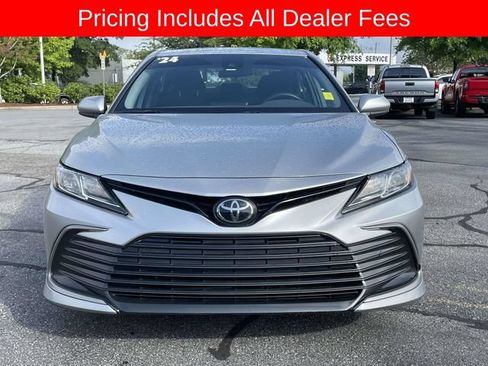 Used 2024 Toyota Camry LE FWD image 8