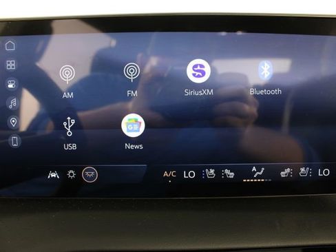 New 2026 Buick Enclave Avenir w/ Super Cruise Package FWD image 7