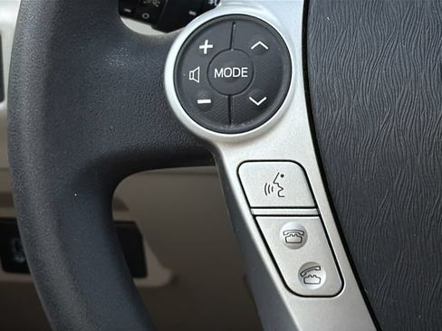 Used 2012 Toyota Prius V Five FWD image 23