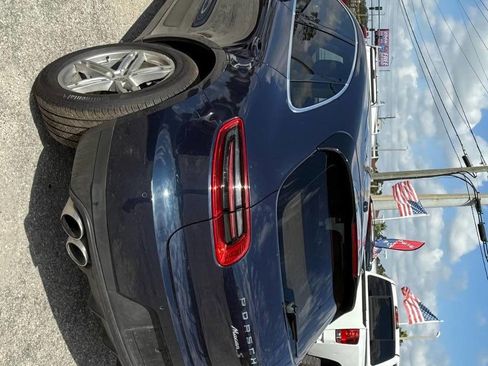 Used 2015 Porsche Macan S image 6