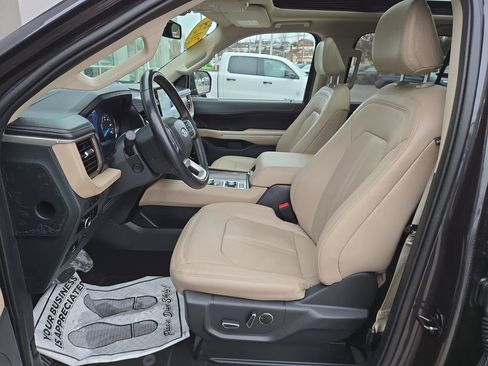 Used 2024 Ford Expedition Max Limited image 14