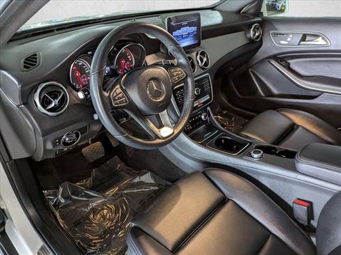 Certified 2020 Mercedes-Benz GLA 250 image 10