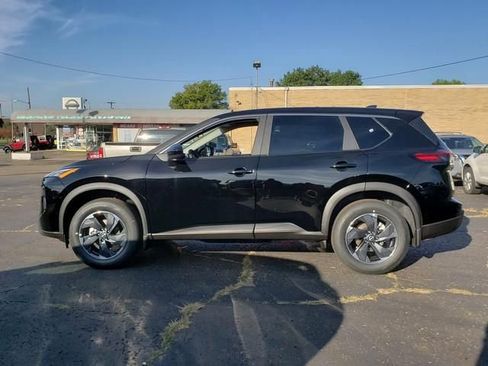 New 2026 Nissan Rogue SV image 3
