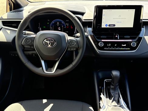 New 2026 Toyota Corolla SE FWD image 18