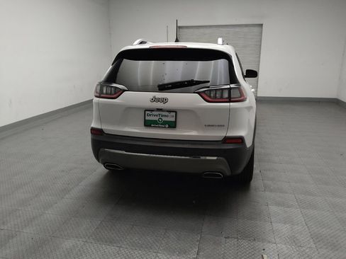 Used 2019 Jeep Cherokee Limited FWD image 7